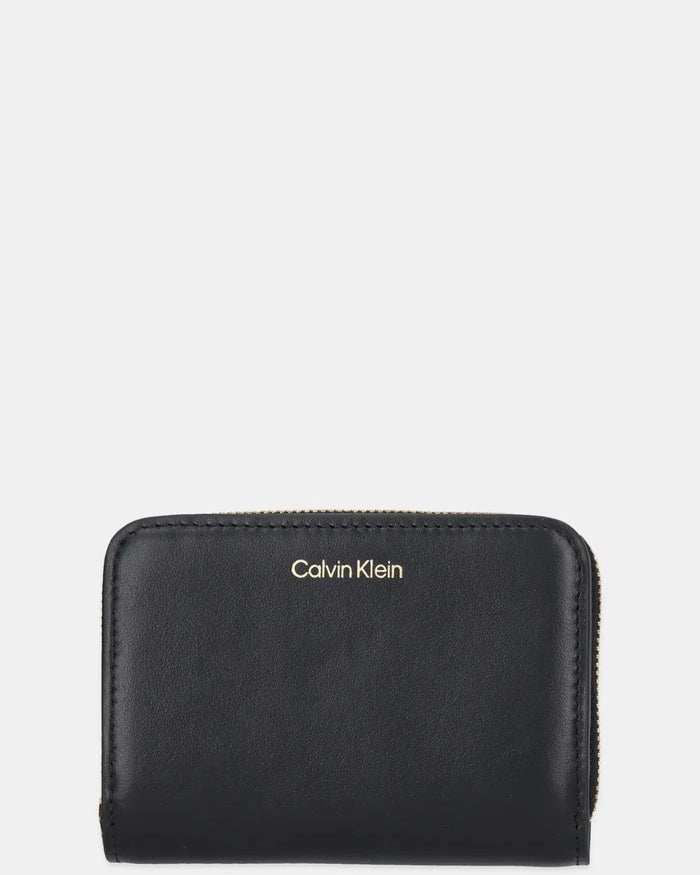 Calvin Klein kadın deri cüzdan