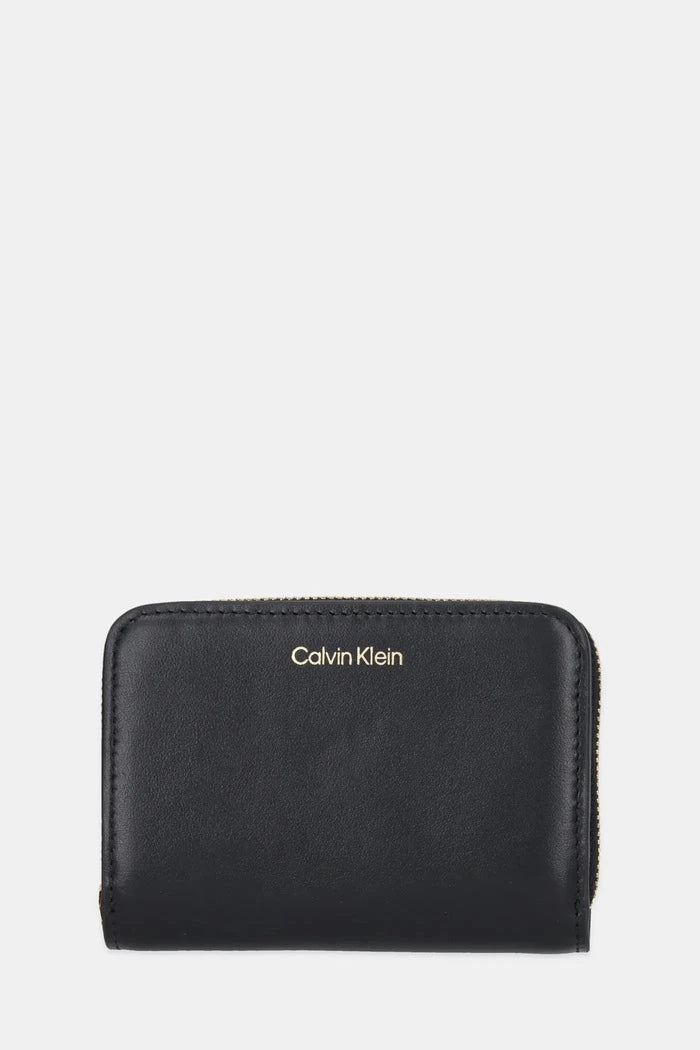 Calvin Klein kadın deri cüzdan