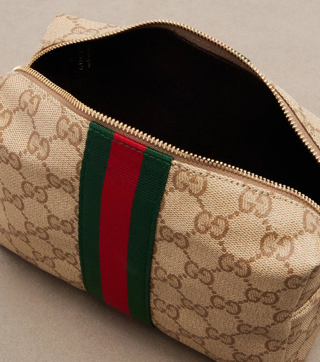 Gucci - Essence GG Canvas Mini pouch