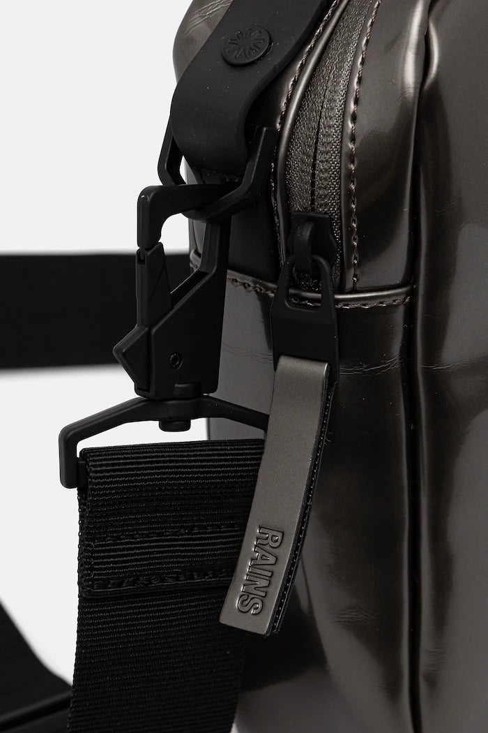 Чанта през рамо Rains 14920 Reporter Box Bag W3