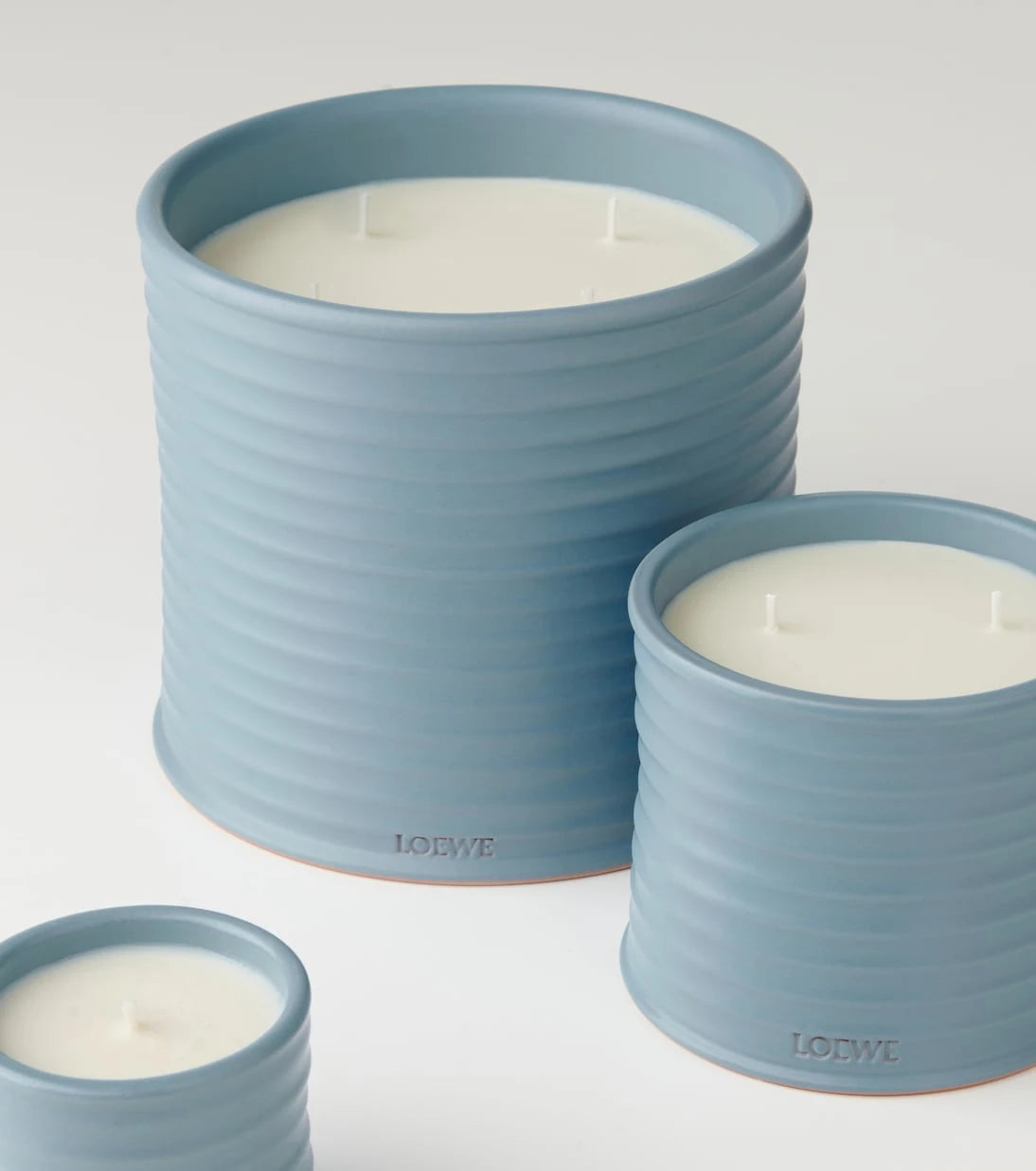 Loewe Home Scents - Cypress Balls Medium scented candle