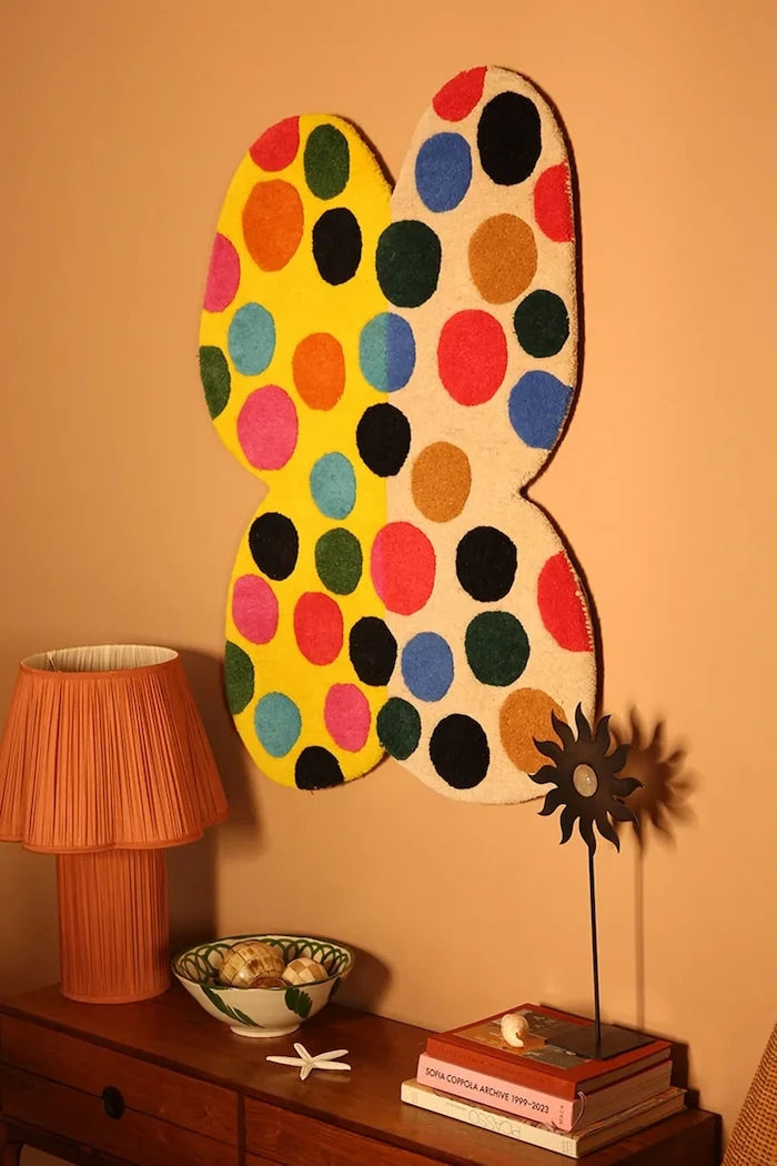 Вълнен килим Doing Goods Marley Multi Butterfly 105 x 80 cm