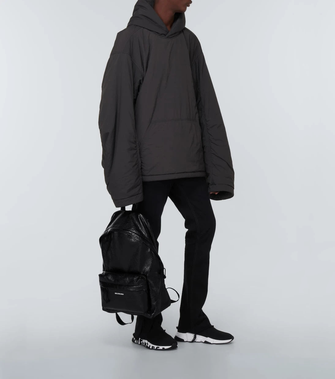 Balenciaga - حقيبة ظهر جلدية