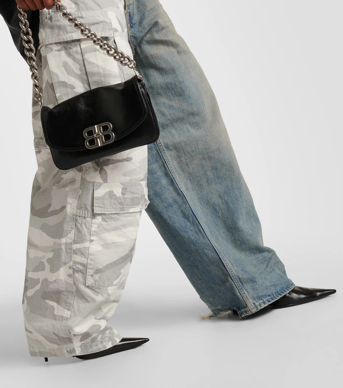 Balenciaga - بنطلون كارجو من قطن الريبستوب والدنيم