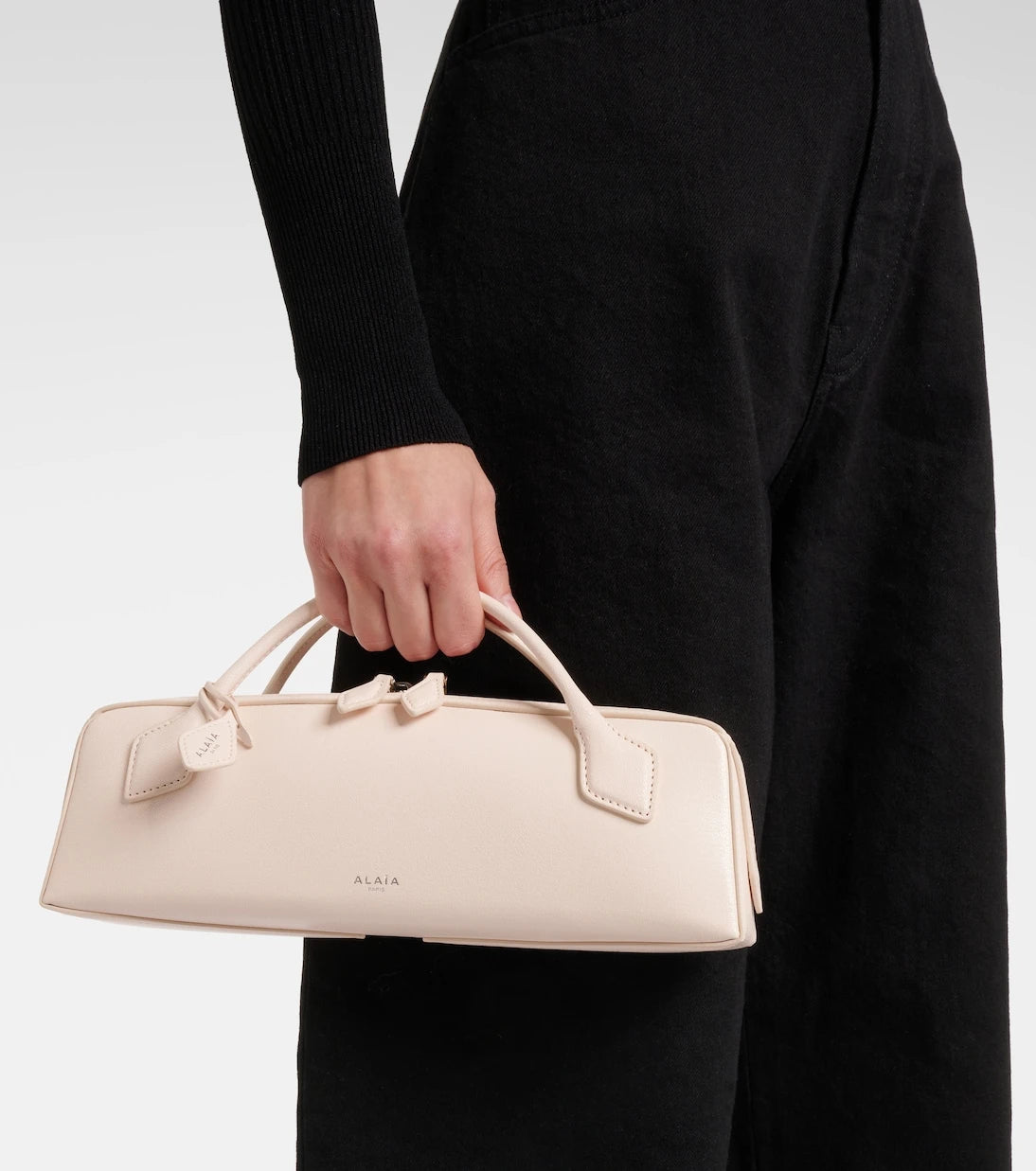 Alaïa - Le Teckel leather clutch