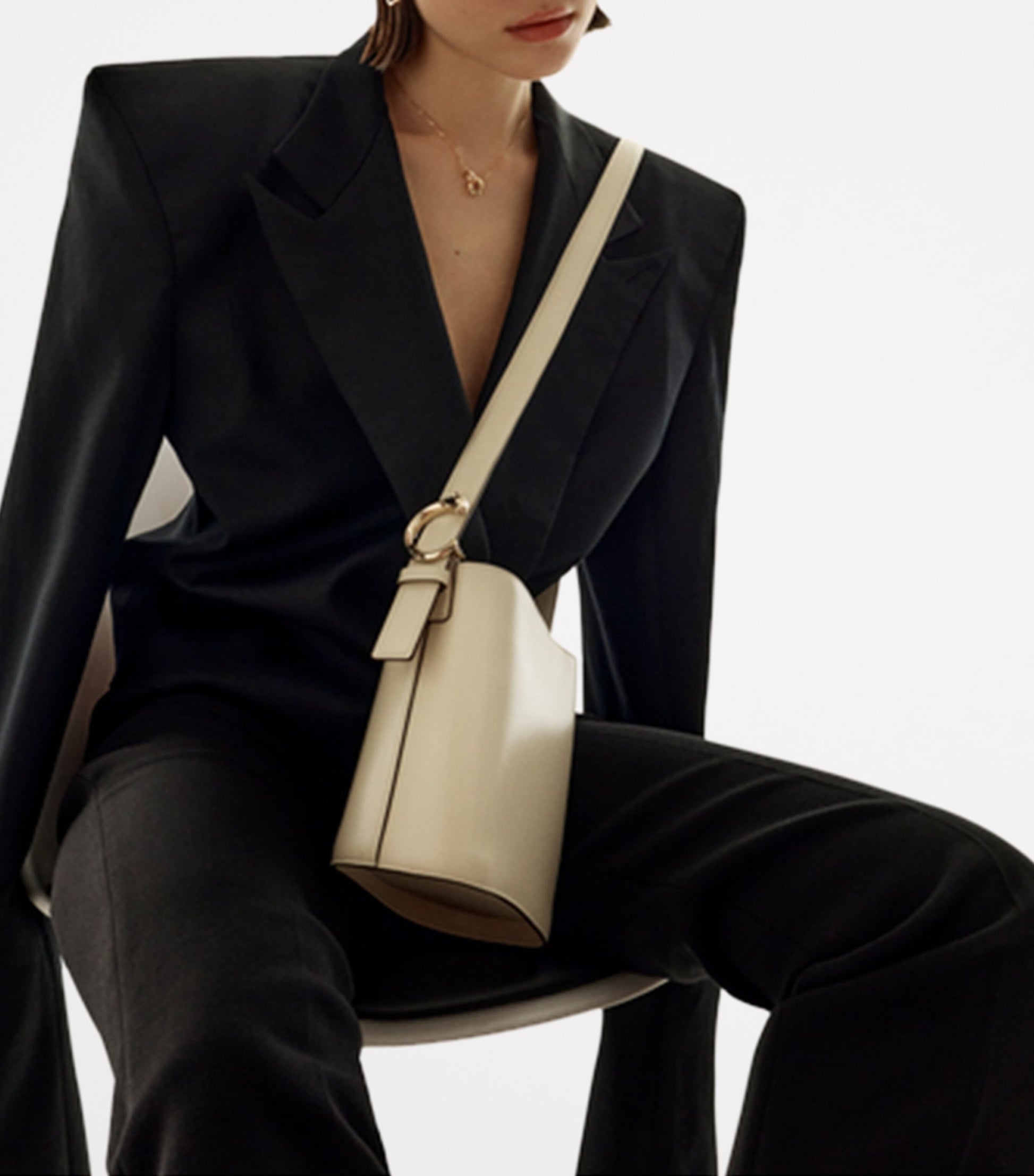 Cartier White Small Leather Panthère C de Cartier Bucket Bag