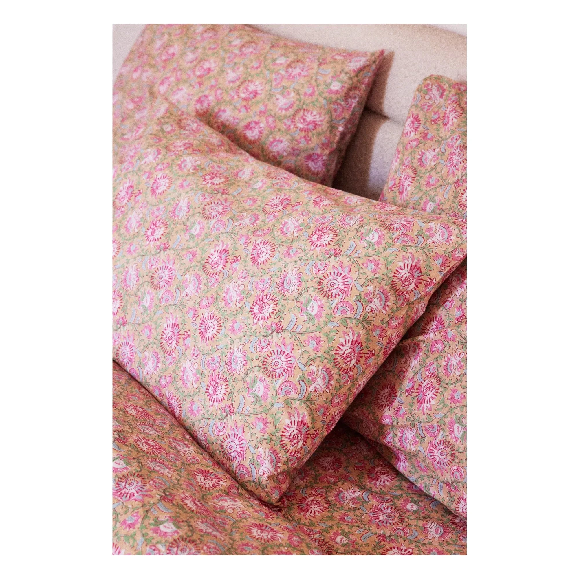 Louise Misha - Valerie pillowcase in organic cotton | Yellow