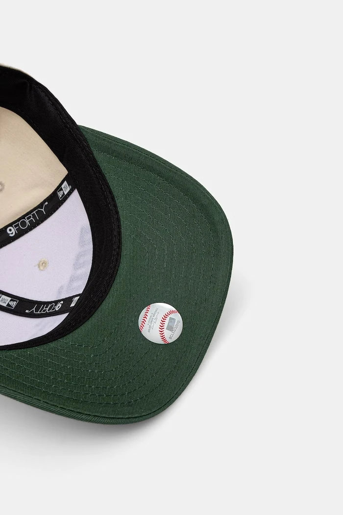Памучна шапка с козирка New Era WORDMARK 9FORTY® MC