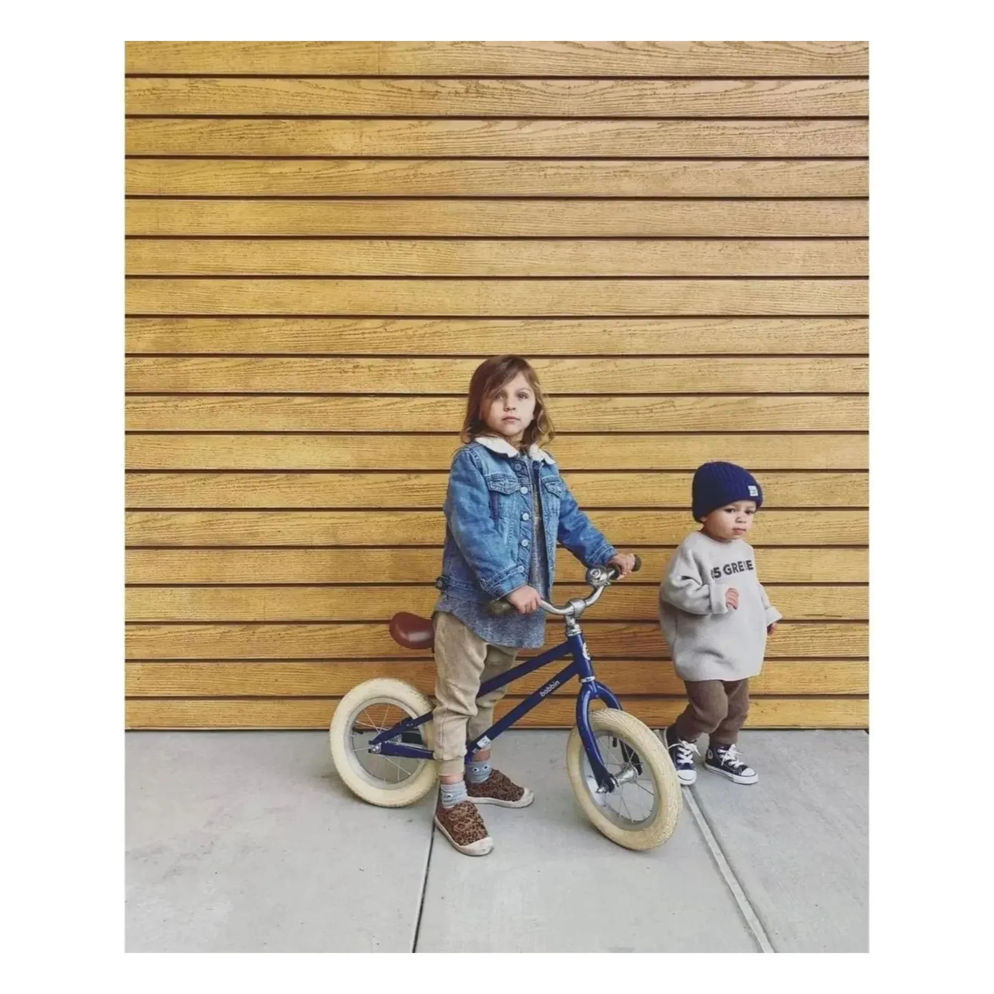 Bobbin - Moonbug 12" scooter | Navy blue