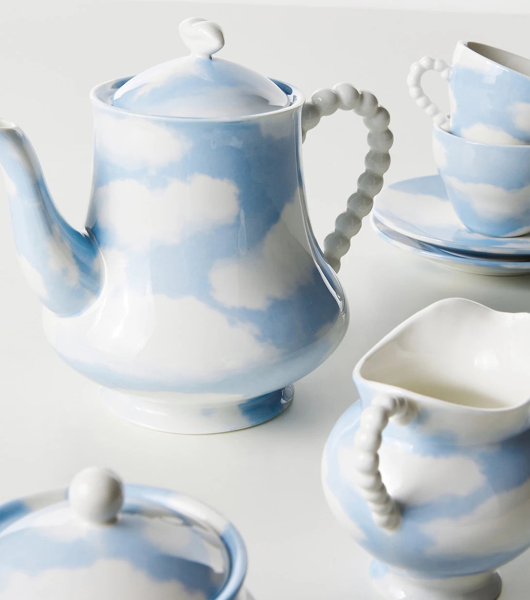 Serax - Les Objets Mouleversants Perle Fine tea set by Wouters & Hendrix