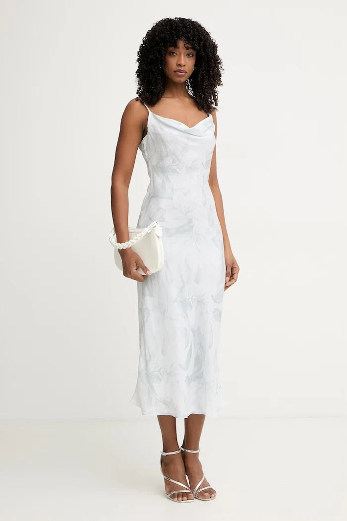 Guess рокля от вискоза AKILINA
