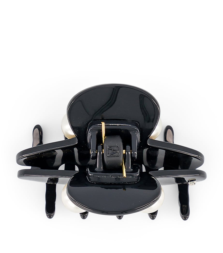 Alexandre de Paris Oversize Pearl-Detail Claw Hair Clip