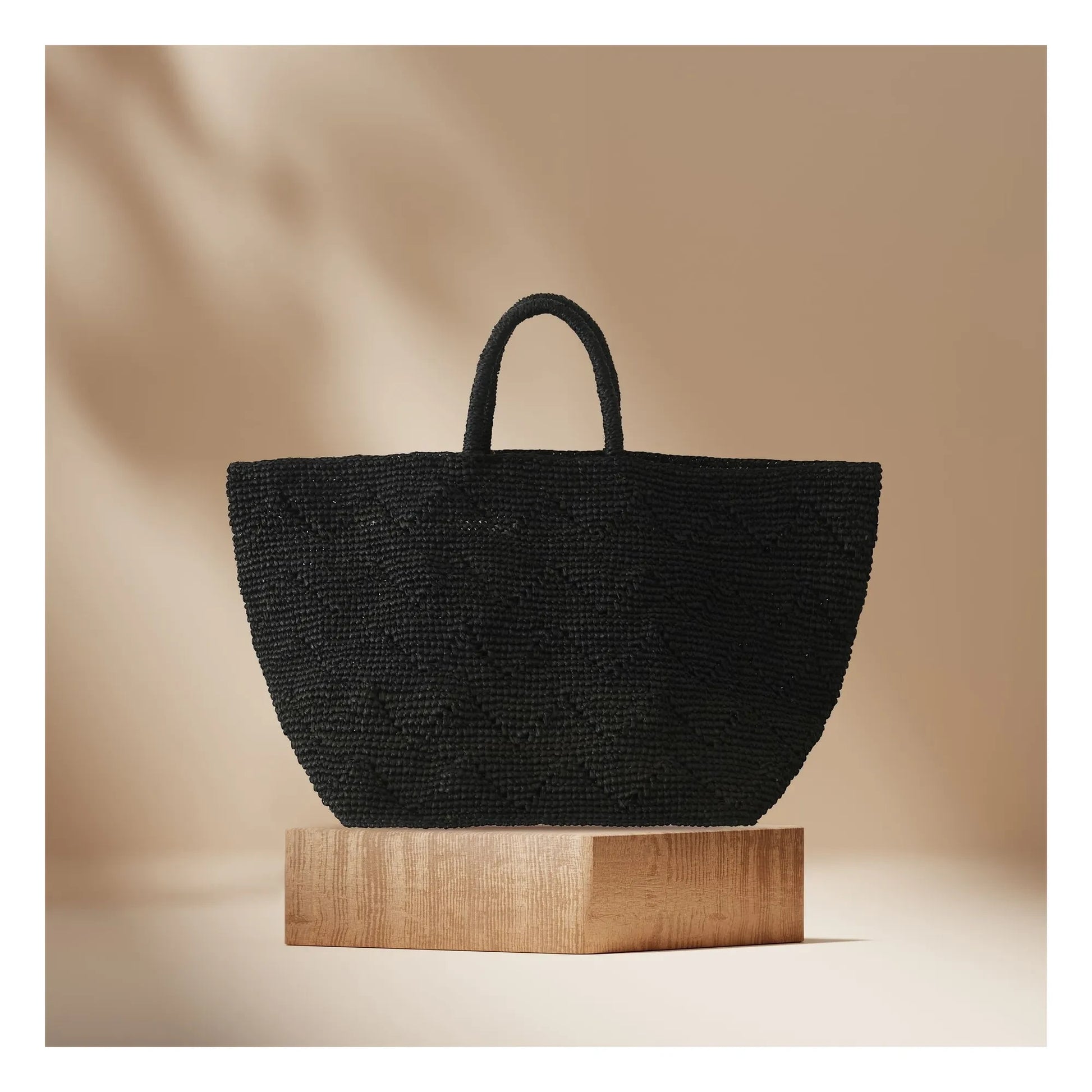 Camalya - Toabi Raphia Shopping Bag | Black