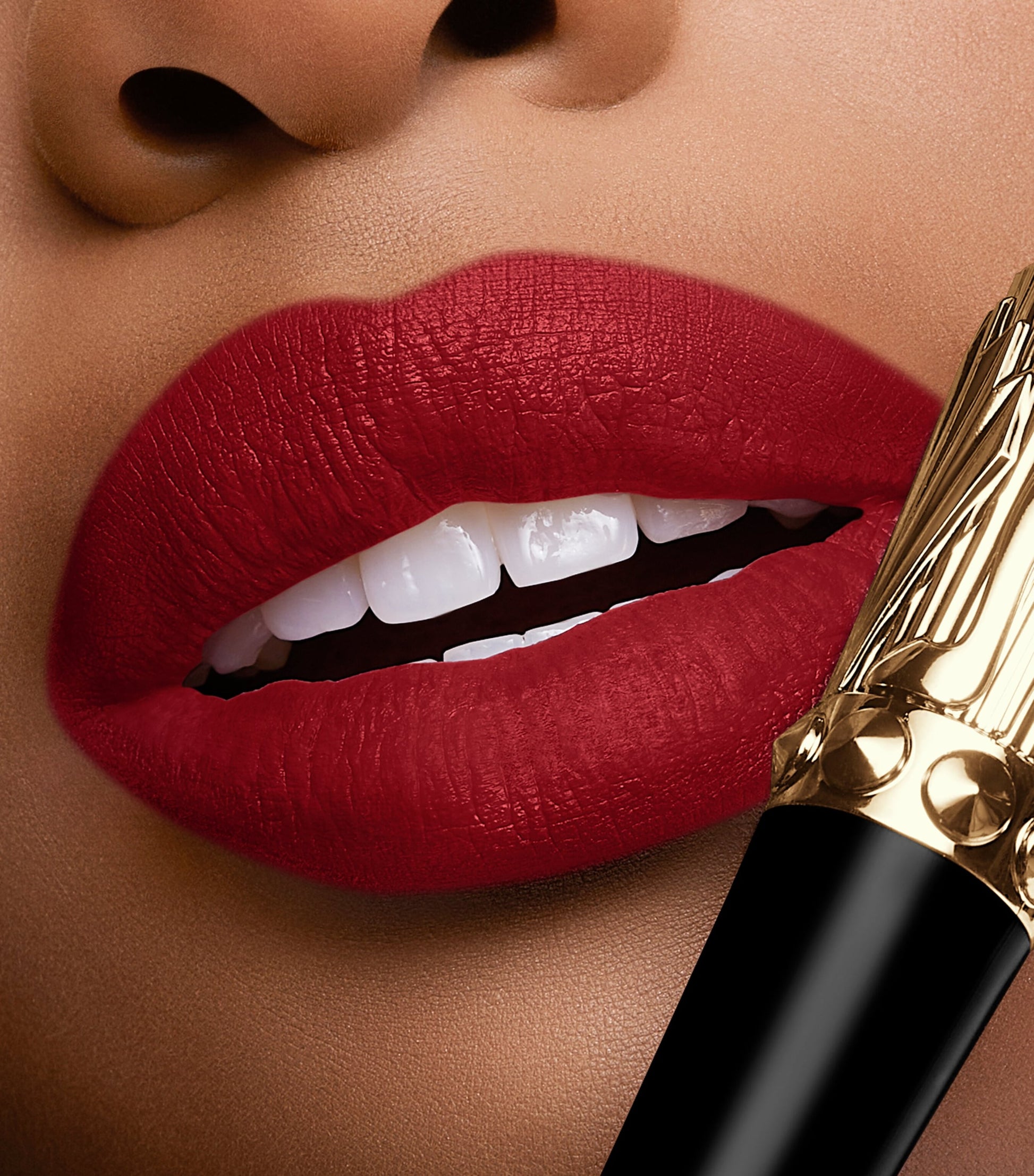Rouge Stiletto Lumi Matte Lipstick