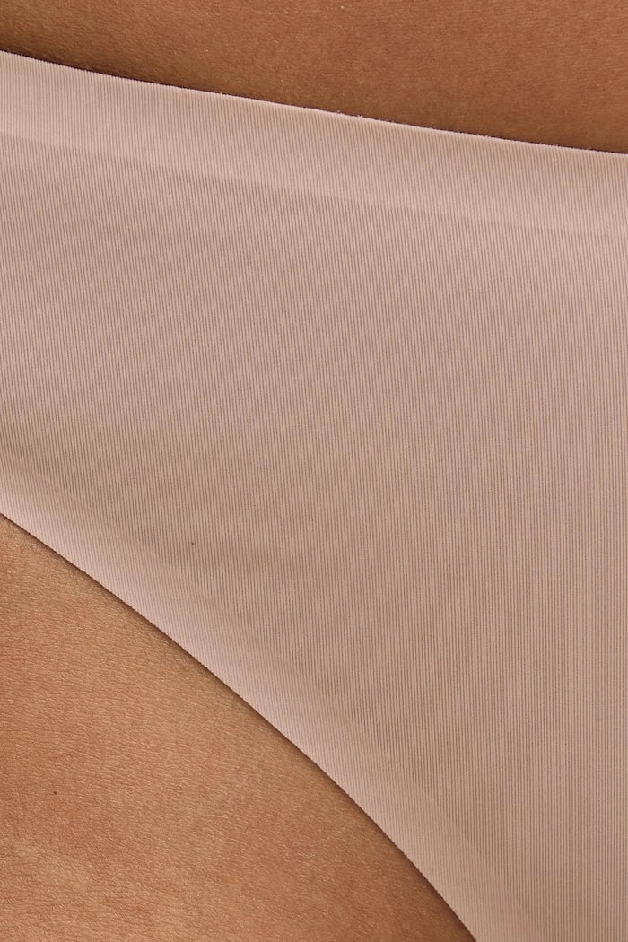 Calvin Klein Underwear Kadın String Külot