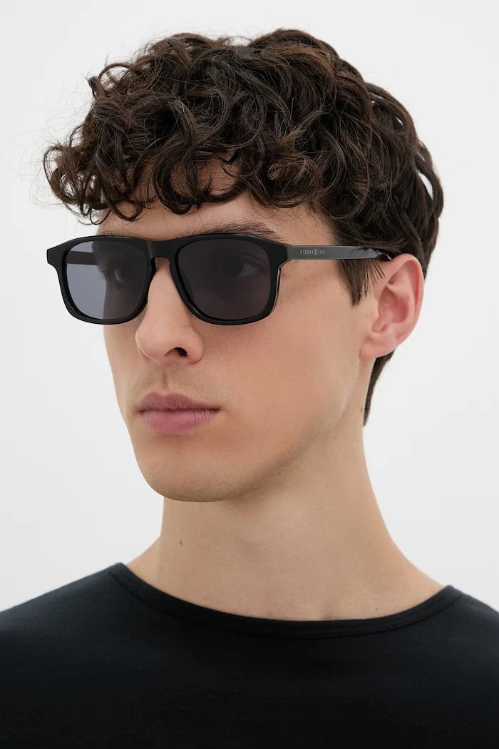 MM6 Maison Margiela LUNETTES 8 Siyah Güneş Gözlüğü