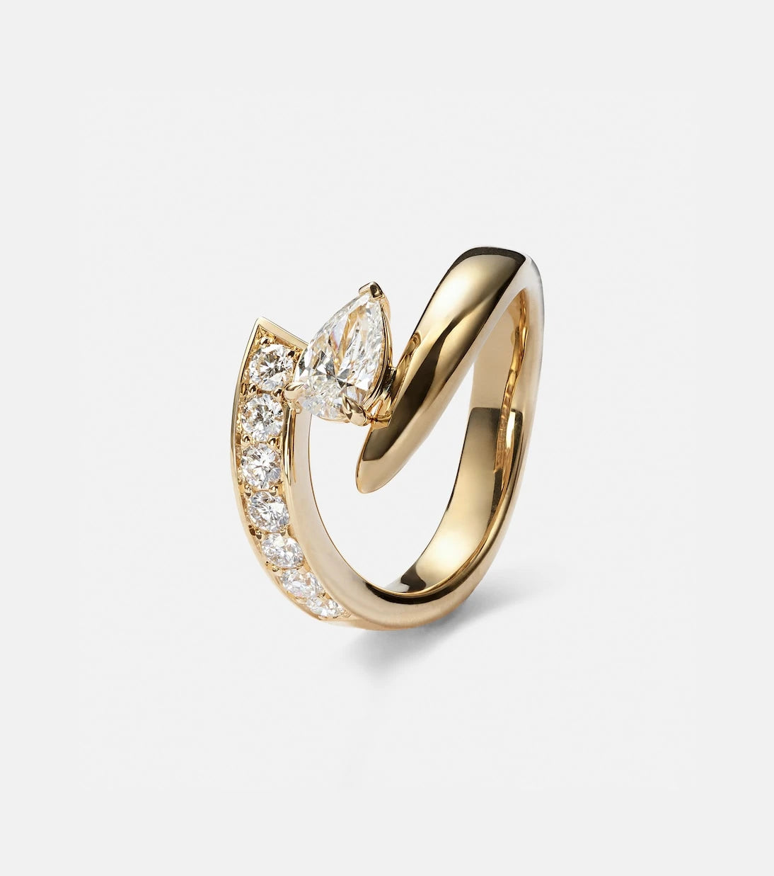 Bucherer Fine Jewellery - Inner Fire 18kt gold ring with diamonds