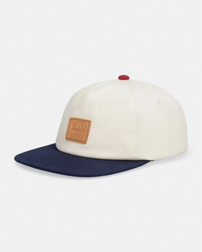 Herschel шапка с козирка от памук Scout Vintage