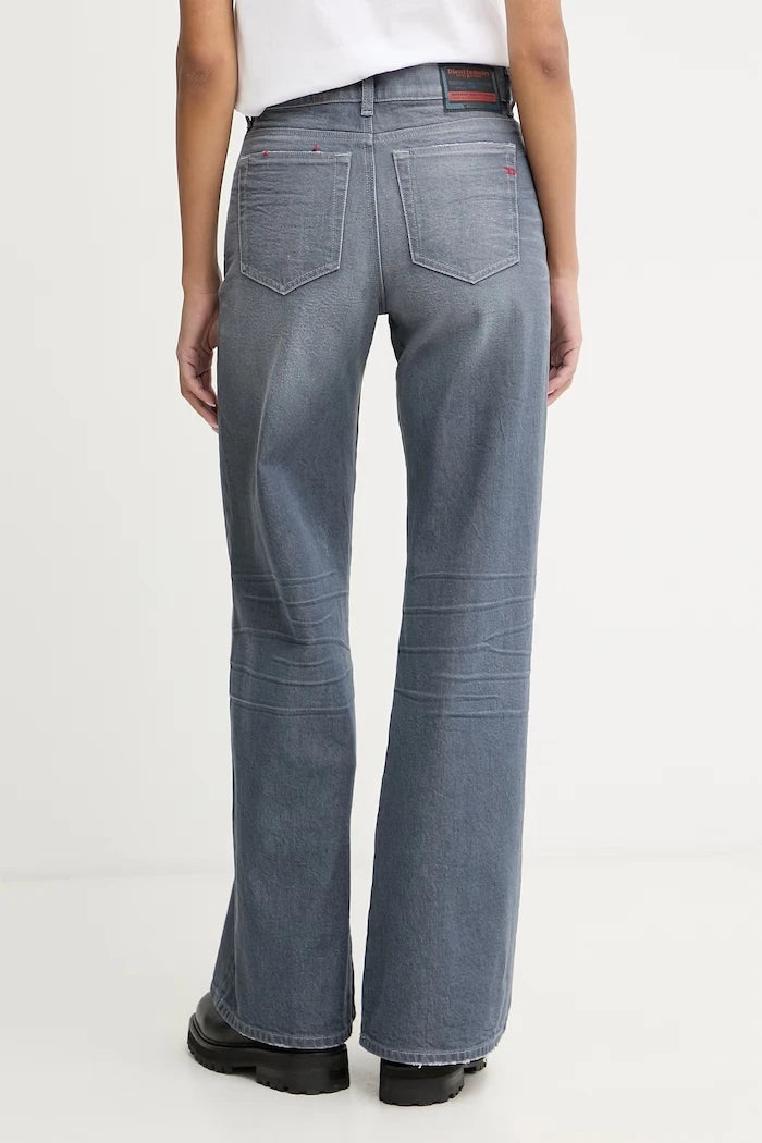 Diesel wide leg kadın jean 1979 D-AKEMI L.32