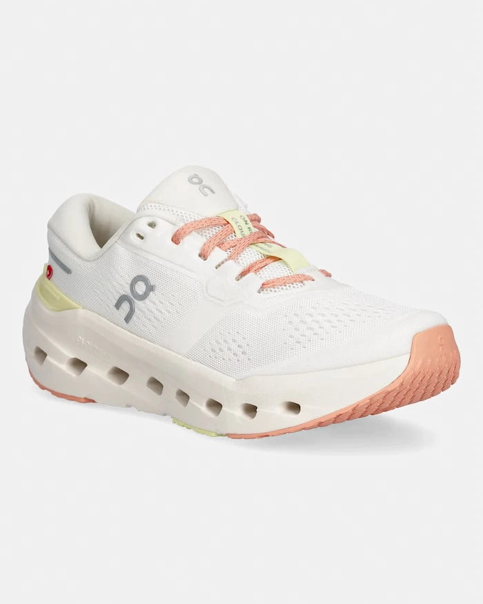 On kadın koşu ayakkabısı Cloudrunner 3