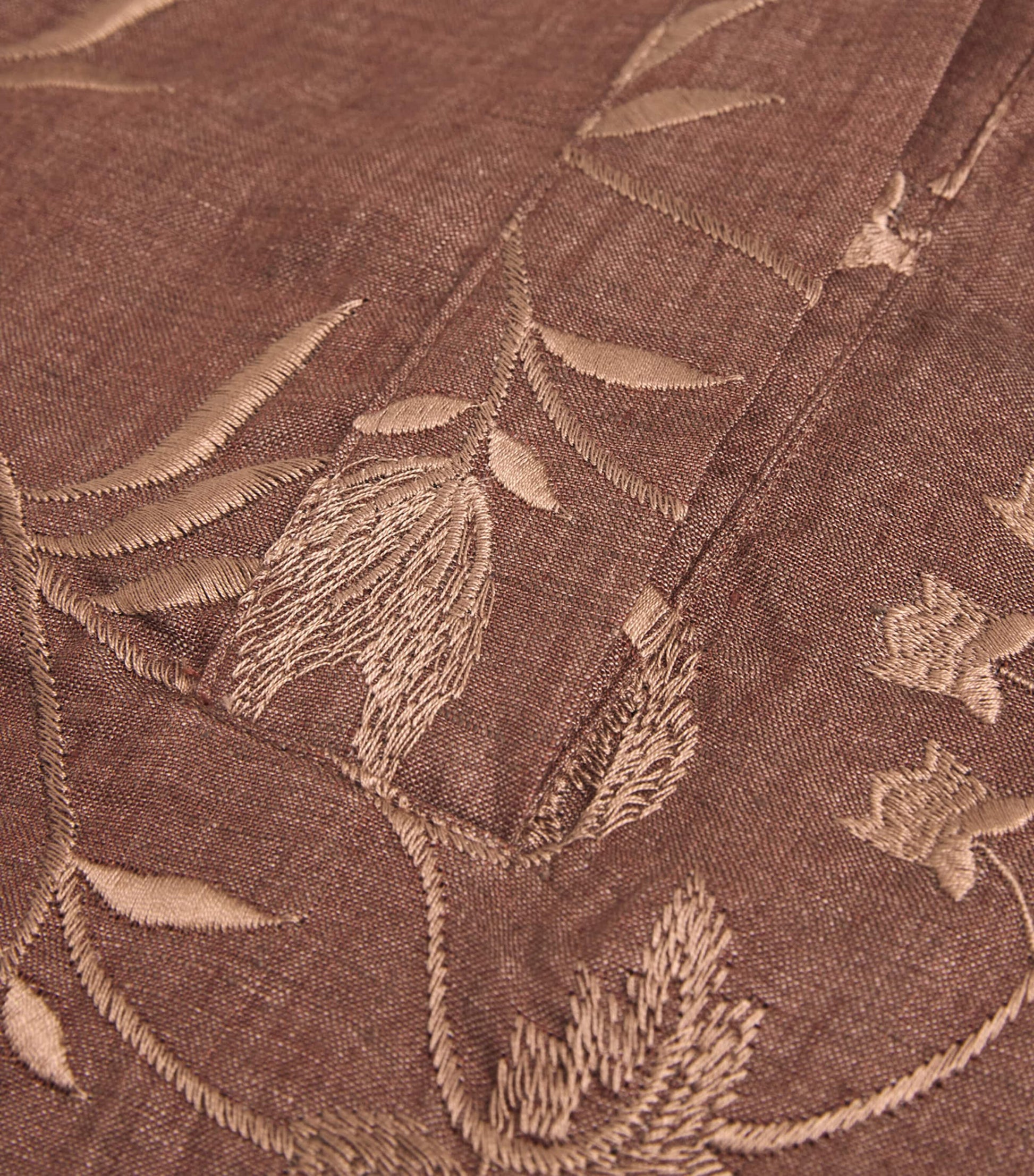 Eleventy Beige x Harrods Linen Floral-Embroidered Blouse