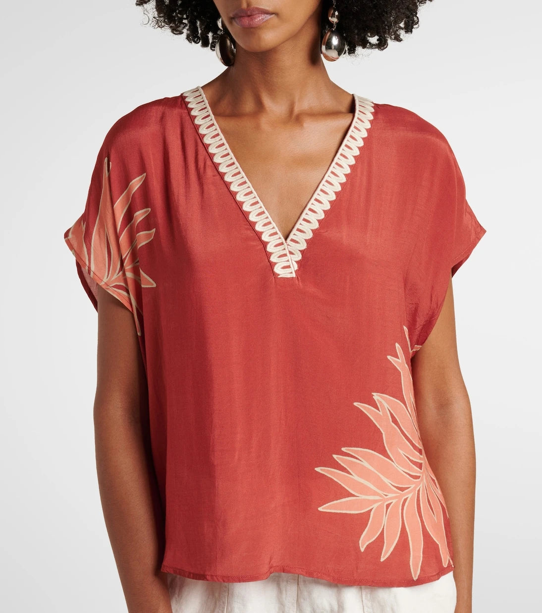 Velvet - Naomi embroidered printed top
