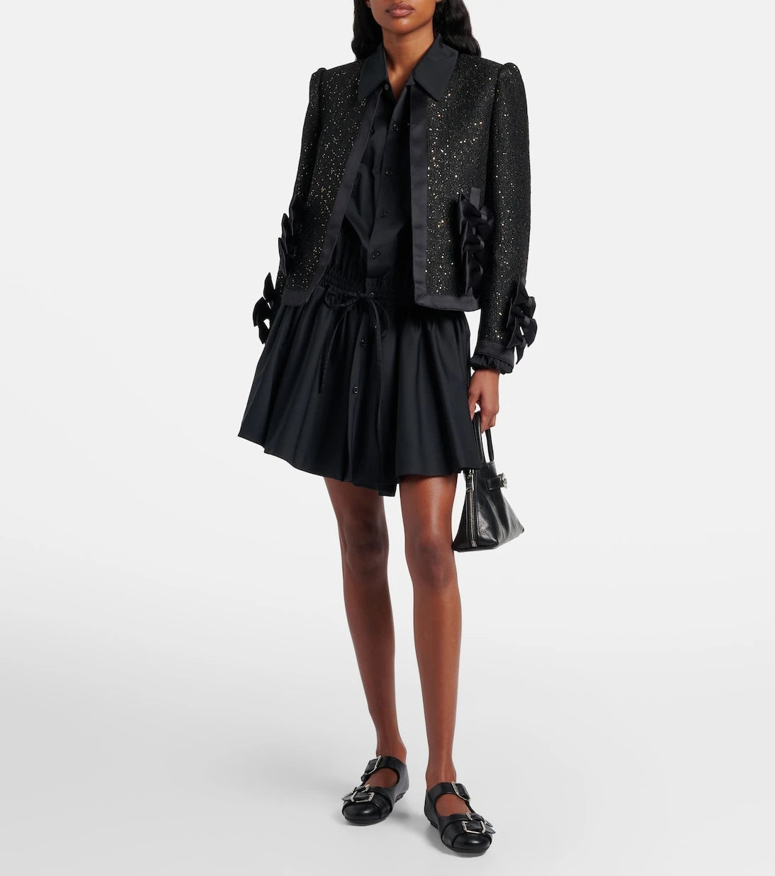 Noir Kei Ninomiya - جاكيت ترتر بتفاصيل ساتان