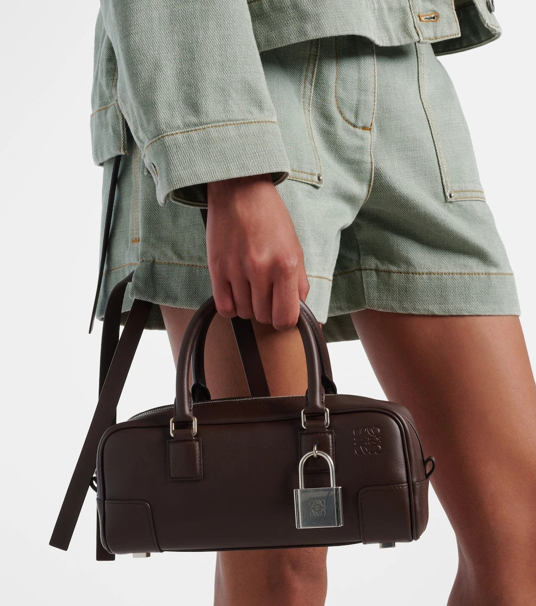 Loewe - حقيبة يد أمازونا 23 جلدية