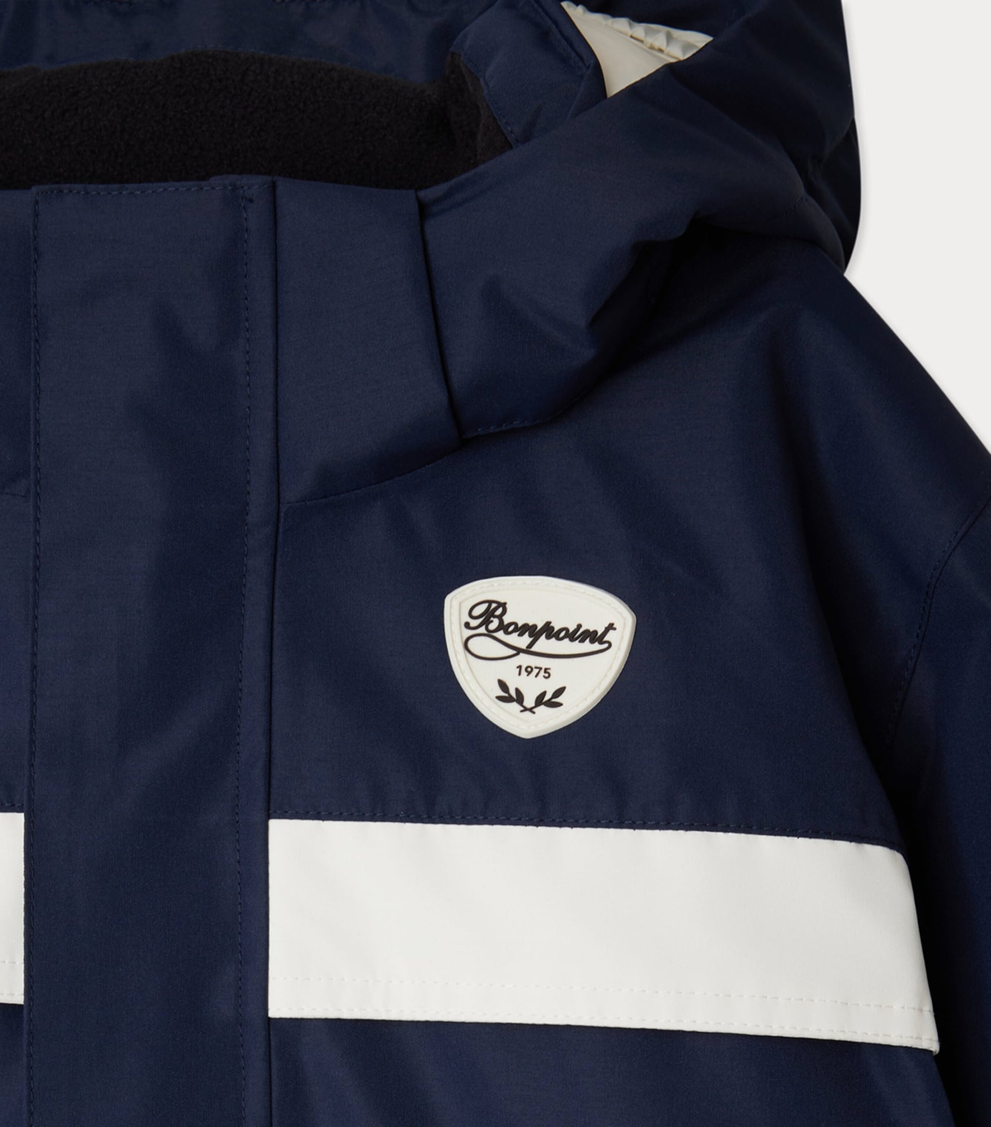 Logo Crest Jacket (10-14 Years)