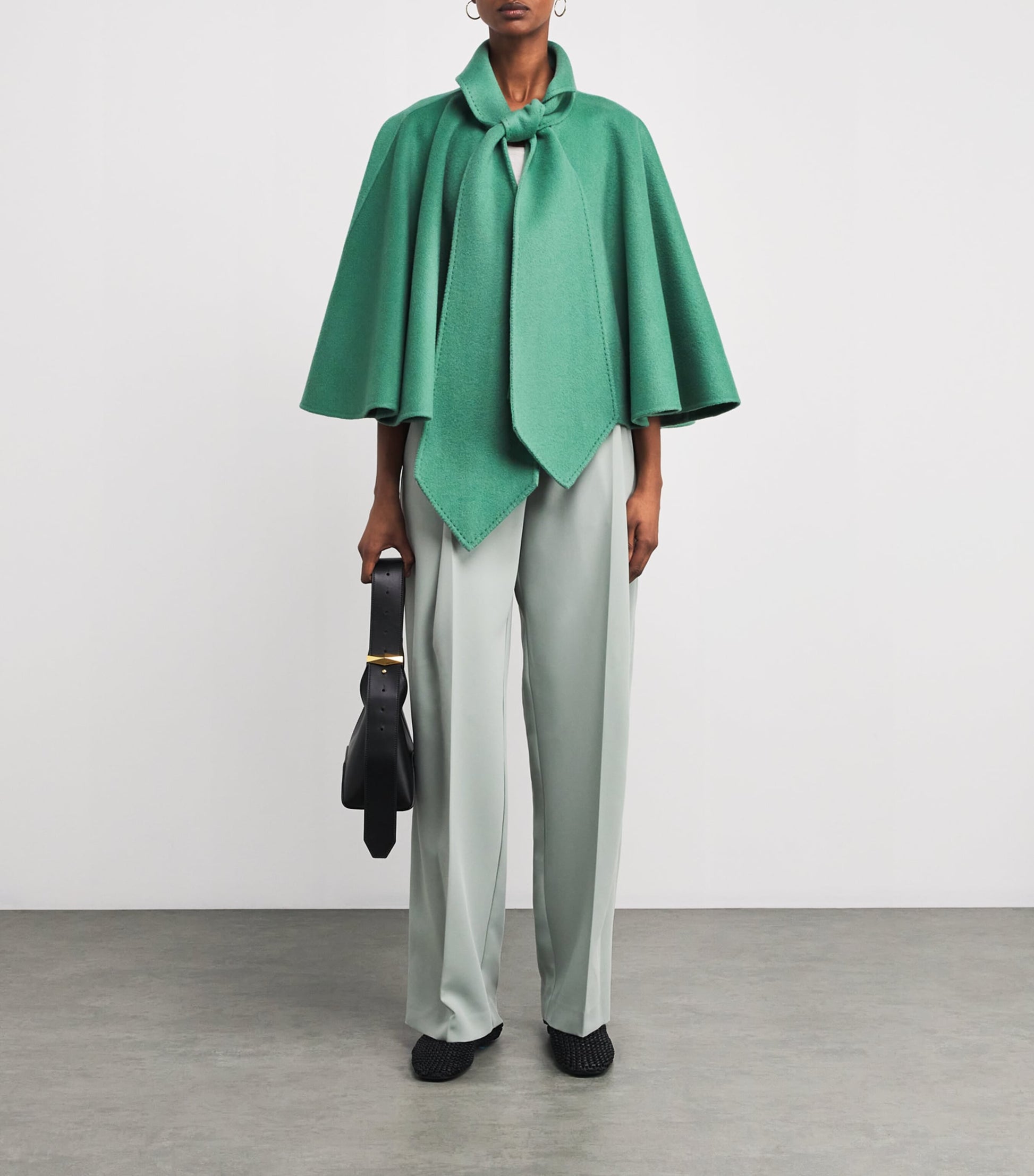 Wolk Morais Green Cashmere Bagatelle Cape