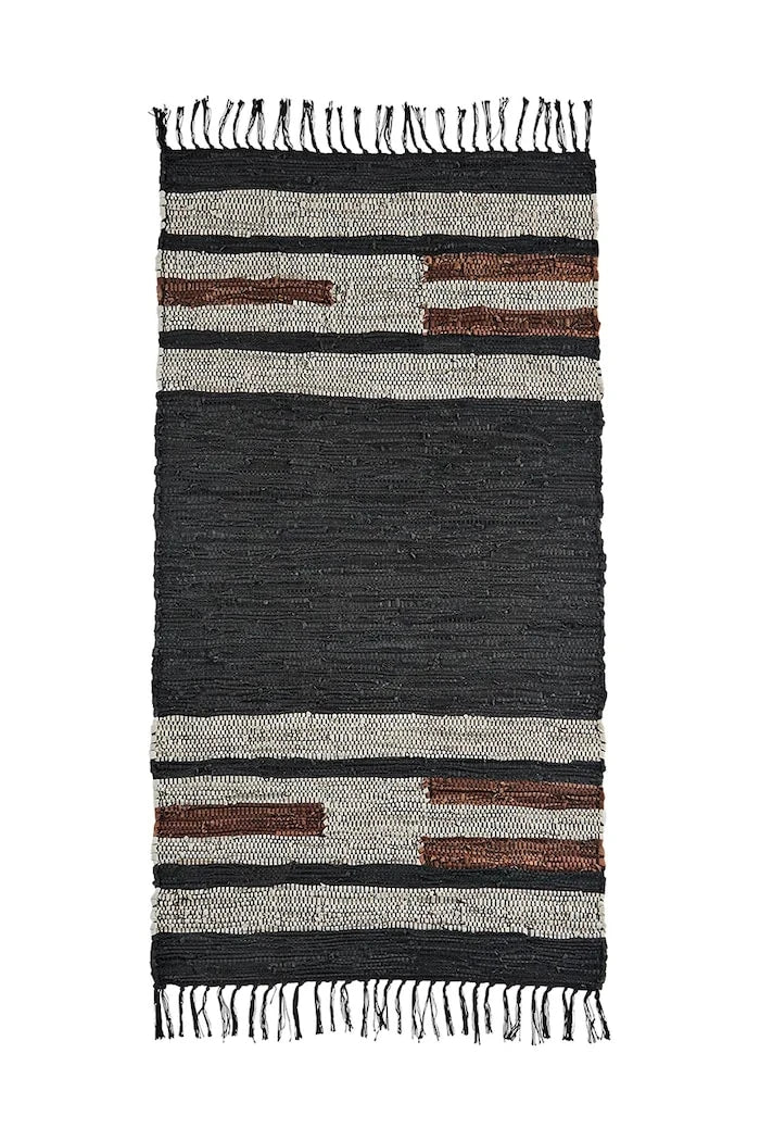 Кожен килим Madam Stoltz 70 x 140 cm