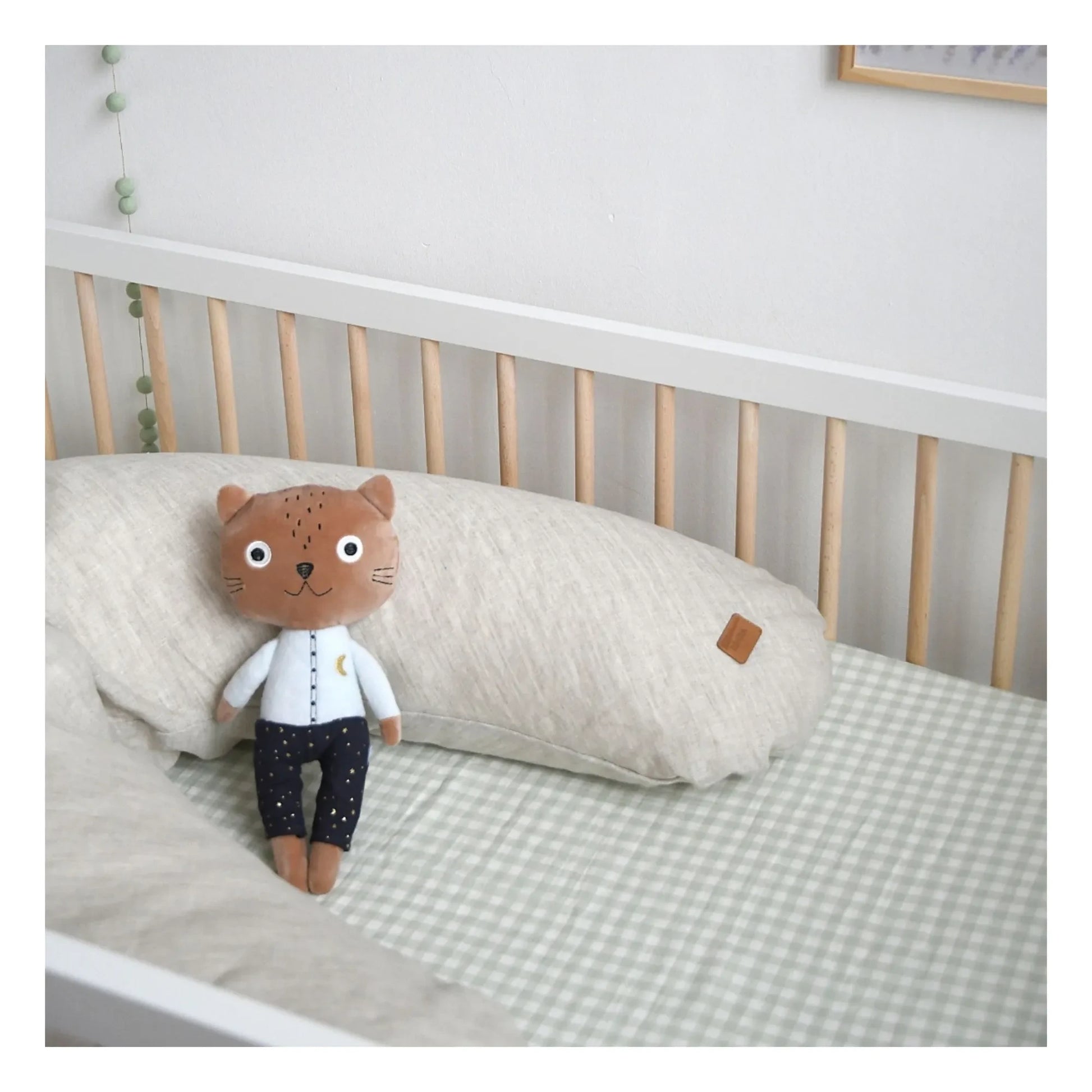 Béaba - Big Flopsy nursing cushion | Linen