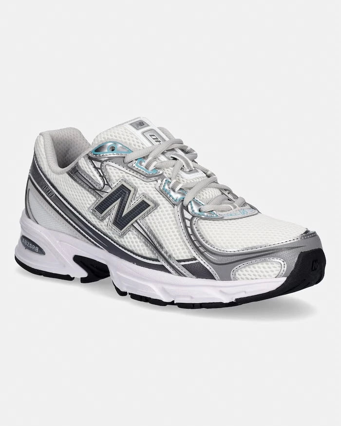 New Balance 740 spor ayakkabı