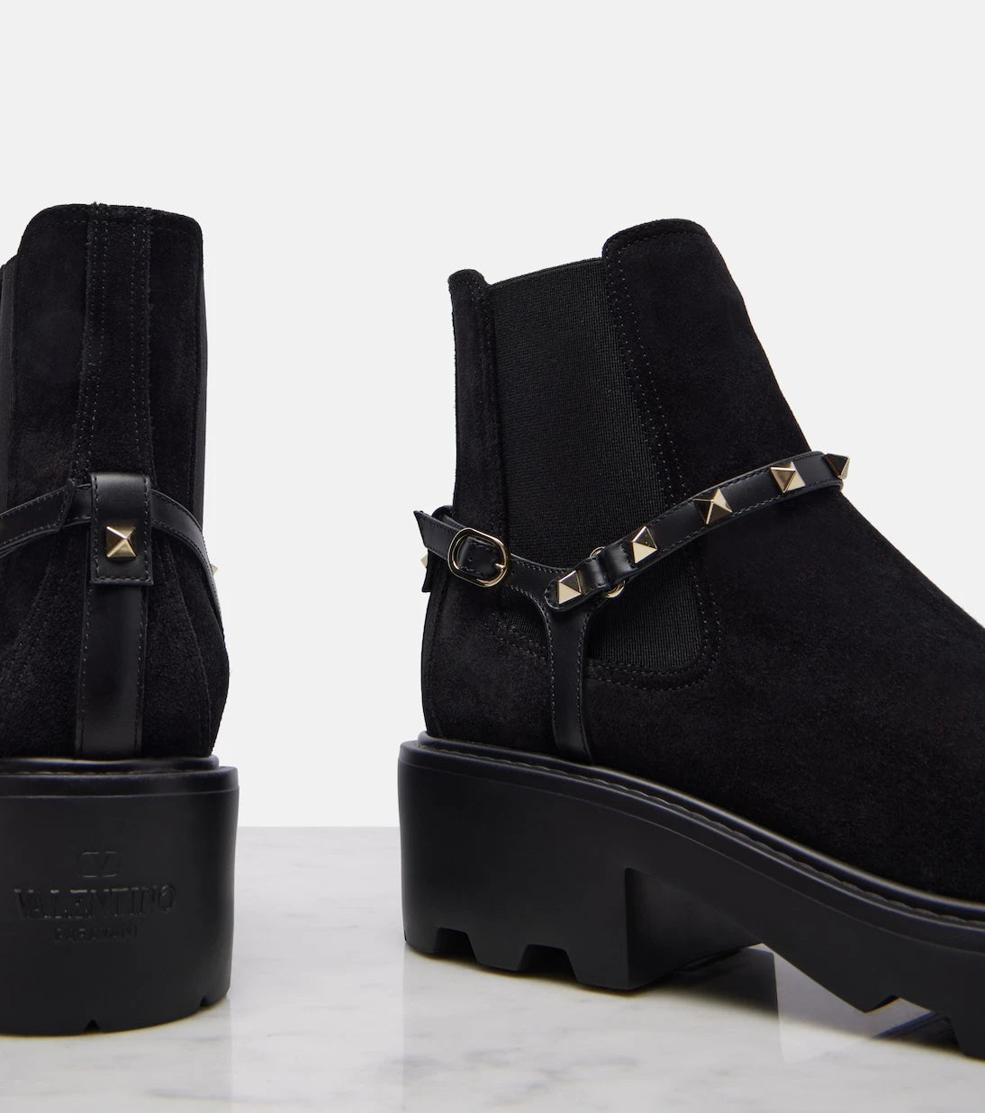 Valentino Garavani - Rockstud 55 suede ankle boots