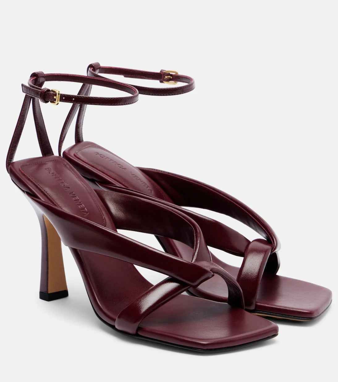 Bottega Veneta - صندل Riva 90 الجلدي