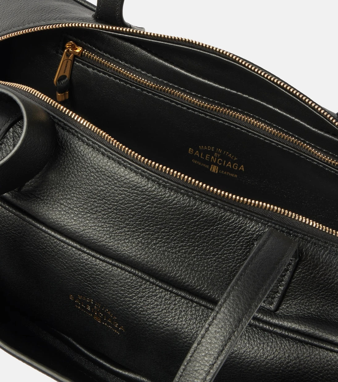 Balenciaga - Carrie Small leather bowling bag