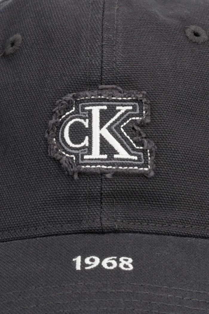 Calvin Klein шапка с козирка мъжка от памук