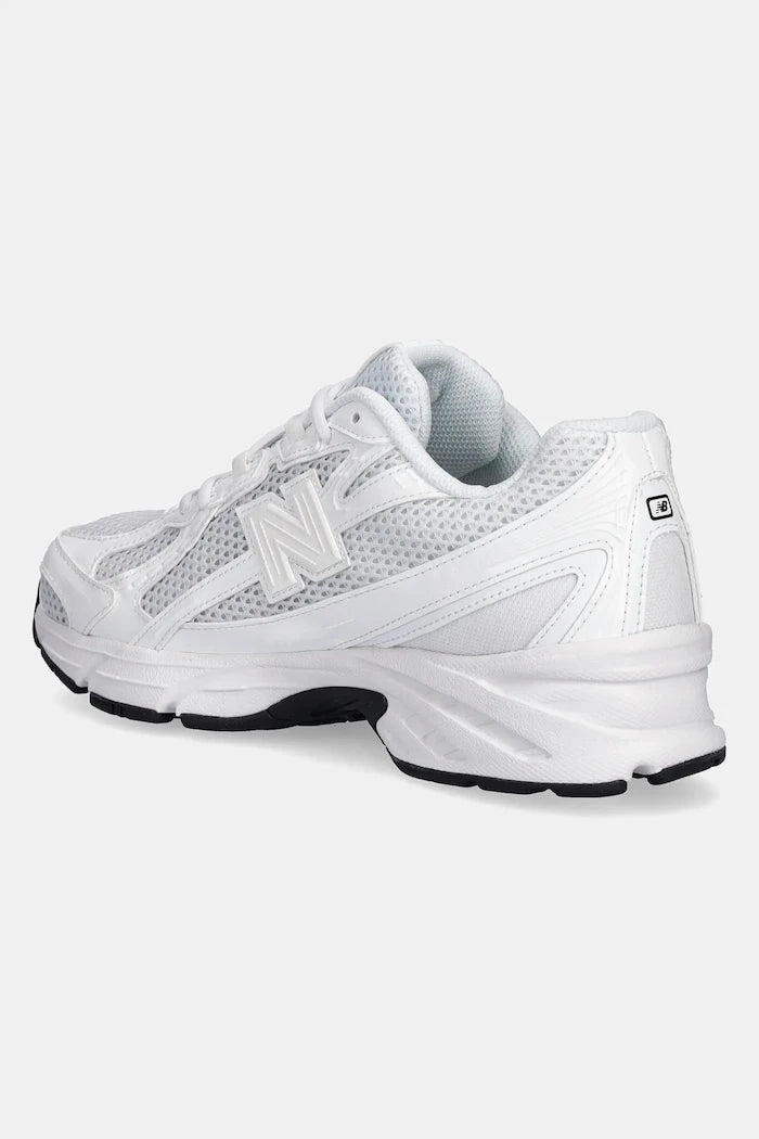 Маратонки New Balance 740