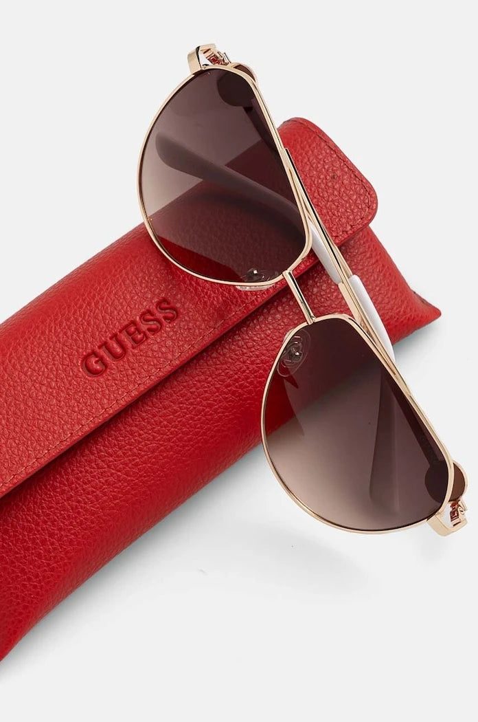 Слънчеви очила Guess