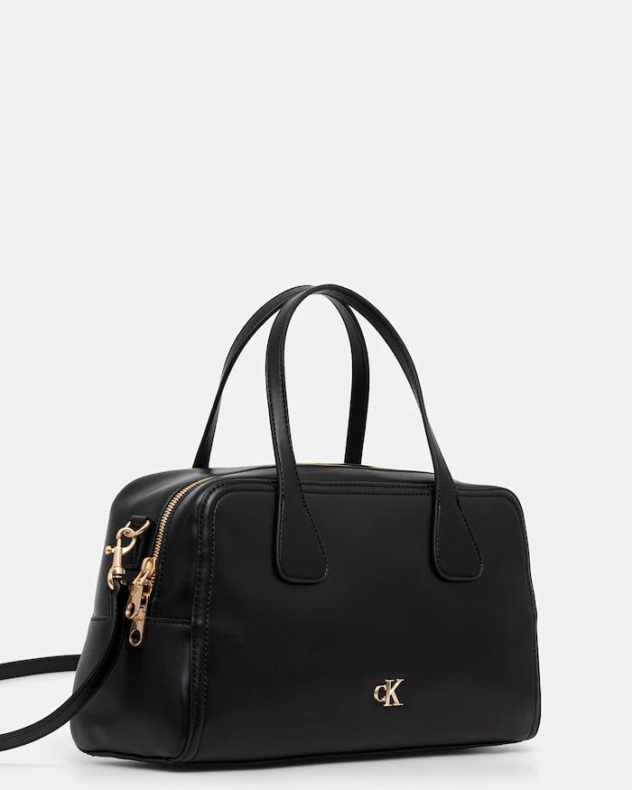 Calvin Klein kadın suni deri çapraz çanta