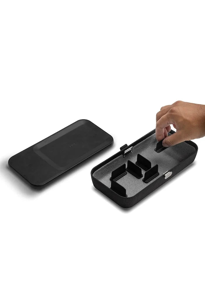 Kablosuz şarj fonksiyonlu taşınabilir ofis düzenleyici Orbitkey Nest v2 24 x 12 x 5 cm
