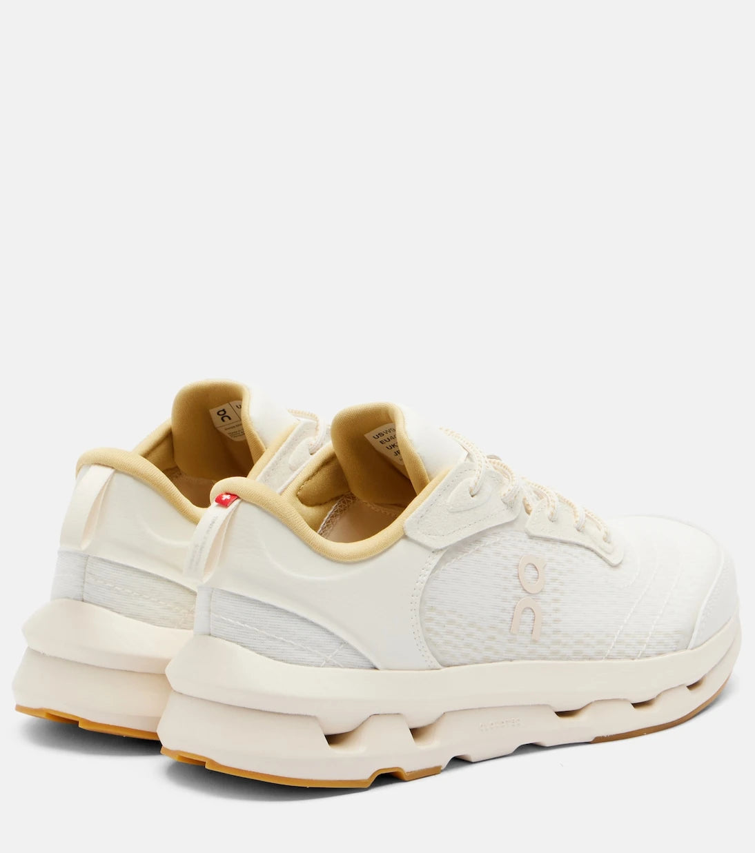 On - x Zendaya Cloudzone Moon sneakers