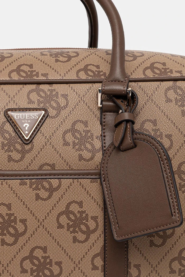 Guess пътна чанта дамска BERTA