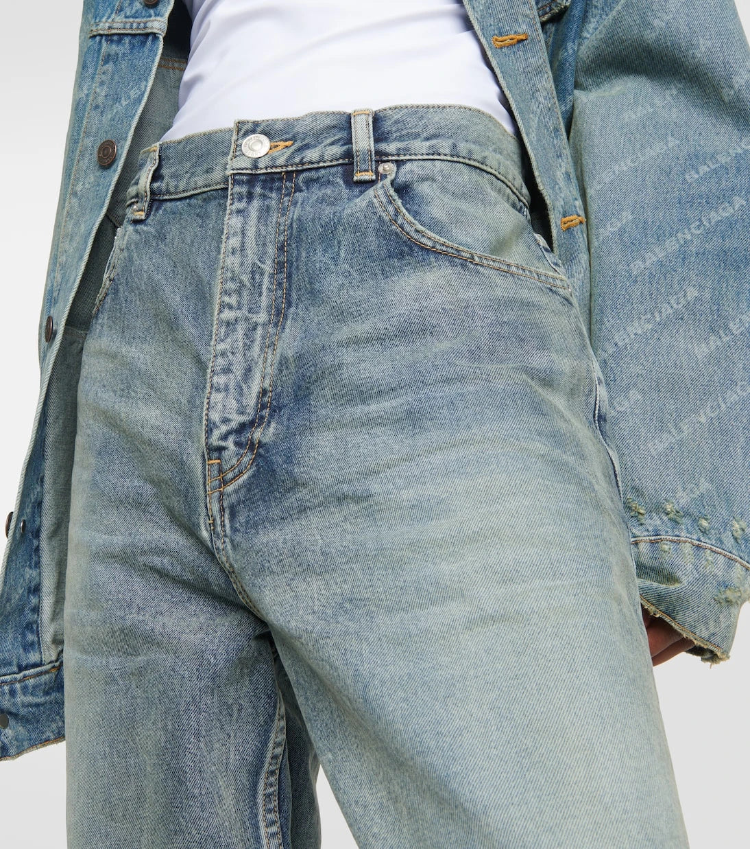 Balenciaga - Mid-rise wide-leg jeans