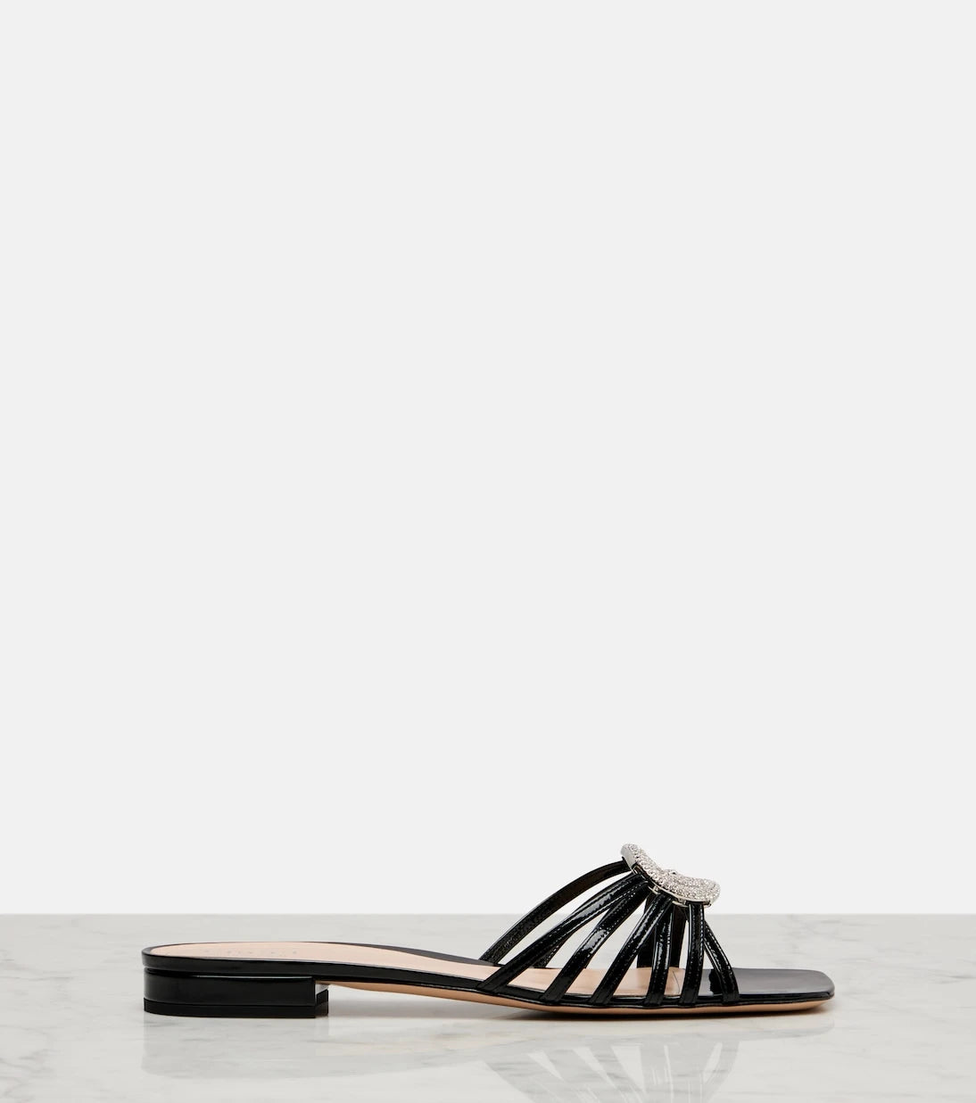Gucci - Interlocking G patent leather sandals