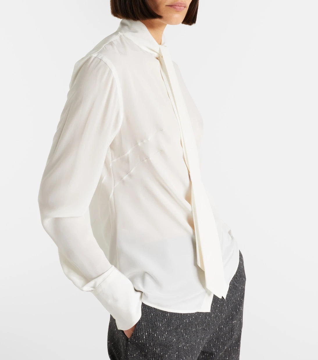 McQueen - Tie-neck crêpe de chine blouse