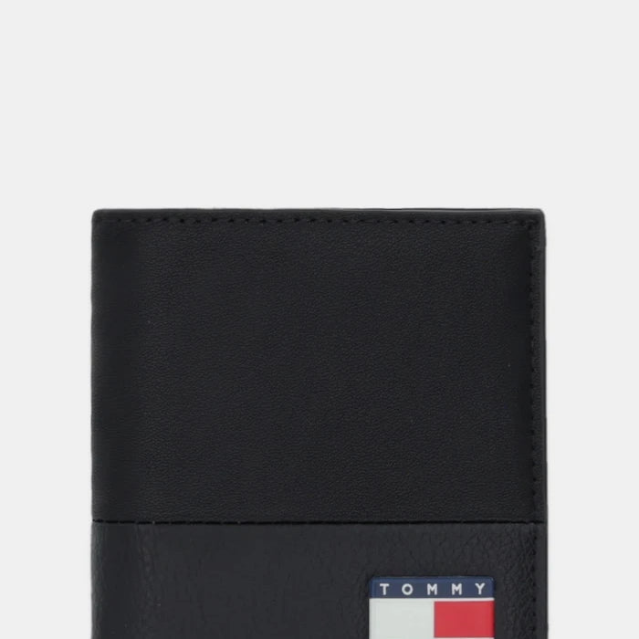 Кожен портфейл Tommy Jeans