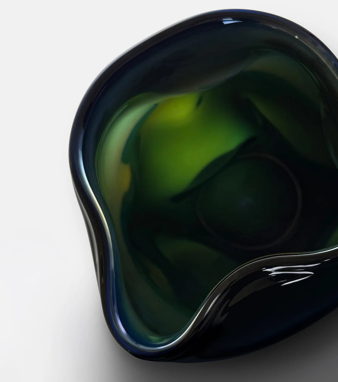 Alexa Lixfeld - Meteorite glass vase