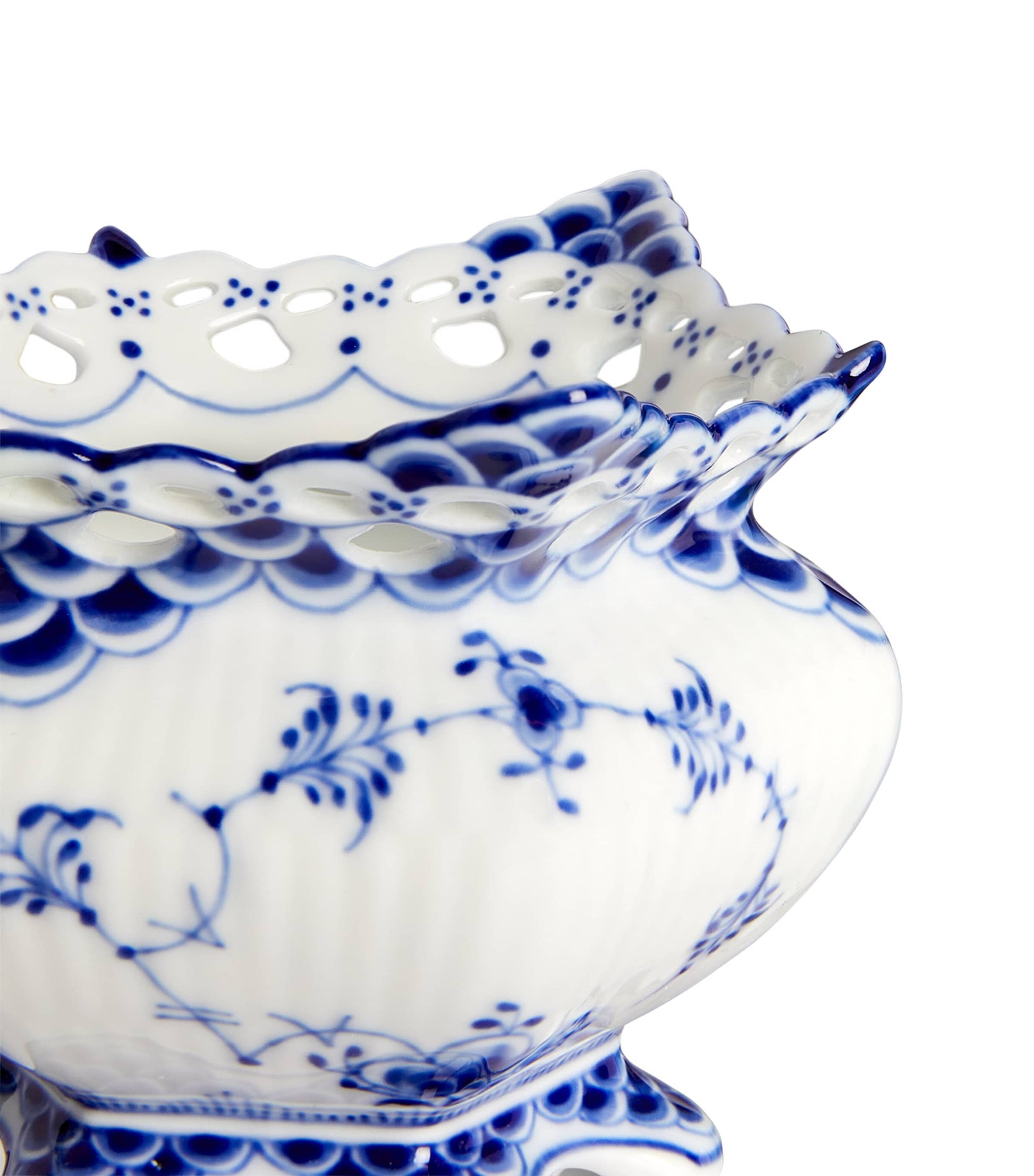 Blue Fluted Full Lace Sugar Bowl (9cm)