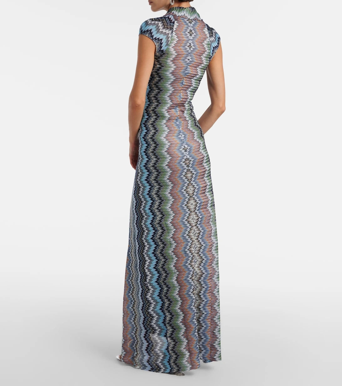 Missoni - فستان ماكسي مضلع ومزموم بنمط متعرج